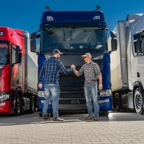 5 Ways Trucking Companies Are Leveraging AI to Boost Efficiency